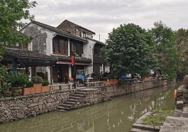 遭合作商举报“偷税漏税” 烟台万科回应:严重失实